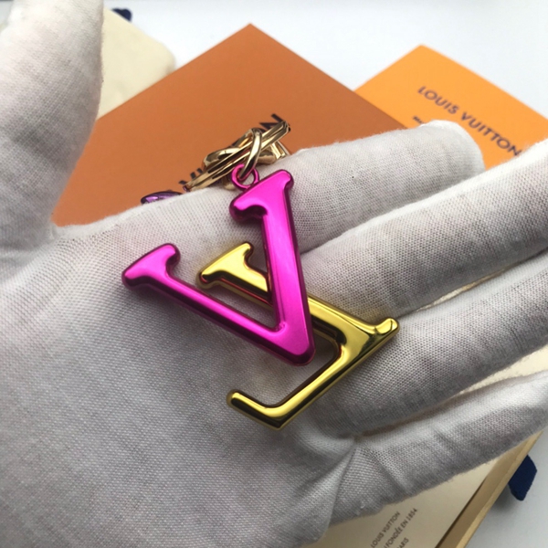 ブランドキーホルダー背面デザイン